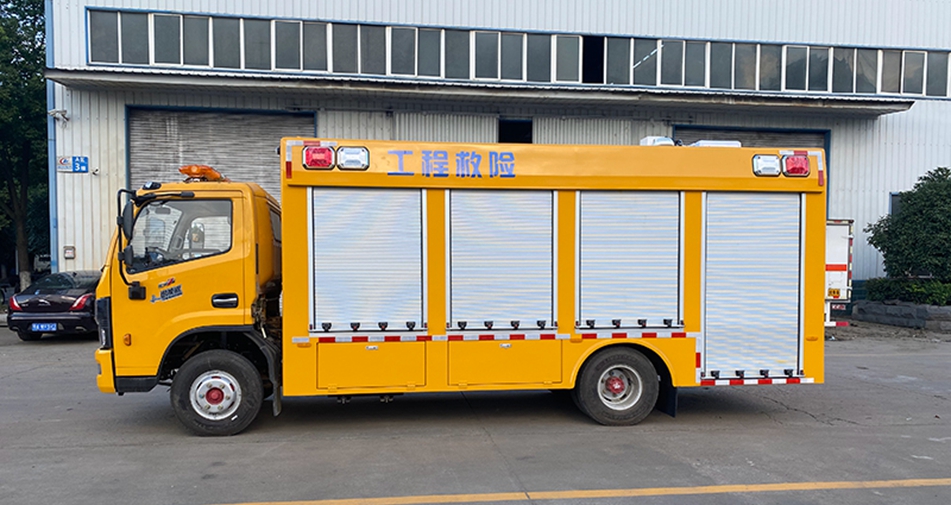 多利卡D7 1600方排水车（自吸便携）